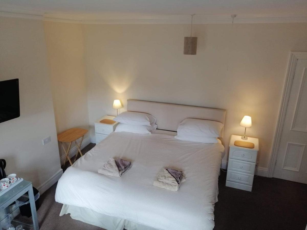 Prospect House Hotel วิทบี ภายนอก รูปภาพ